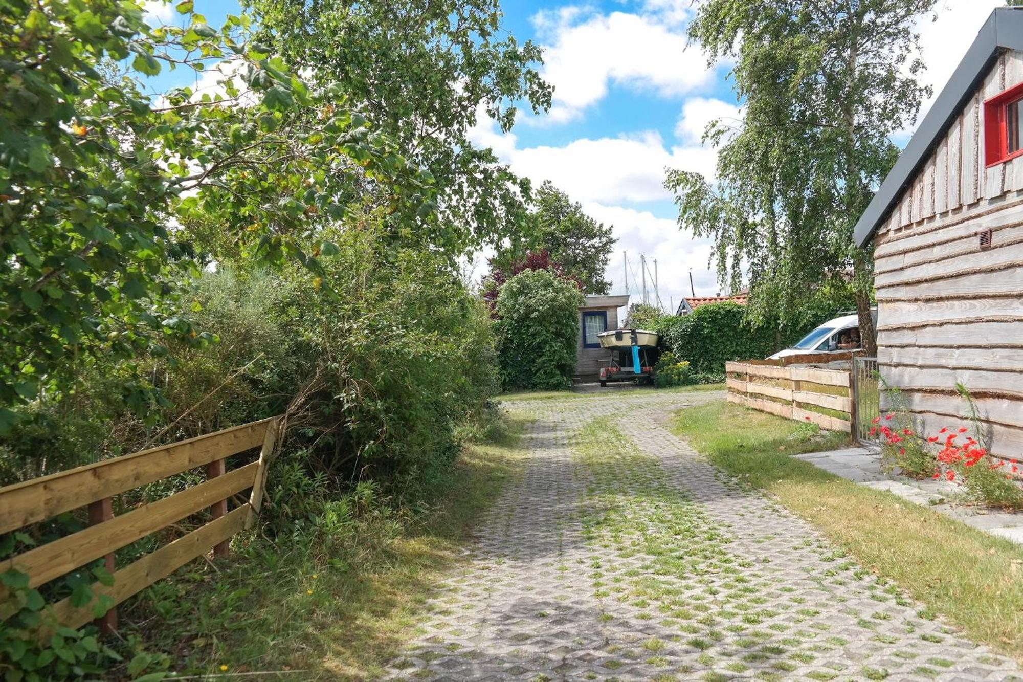 Het Kleine Huis Mobile Home By The Harbour And The Lauwersmeer Anjum Exterior foto